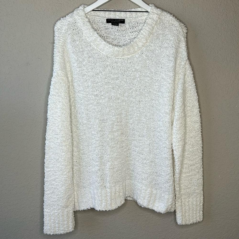 Social Standard by Sanctuary White Boucle Crewneck Sweater Size 2XL